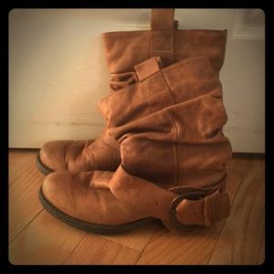 Steve Madden Boots